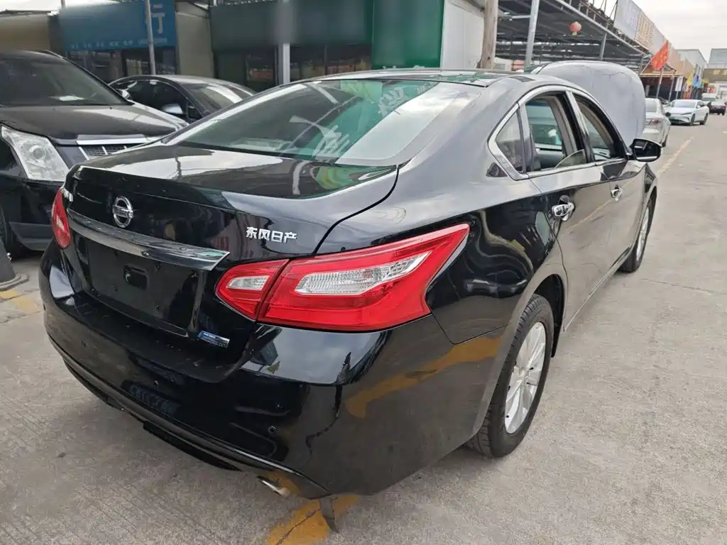 Nissan Teana — миниатюра 7