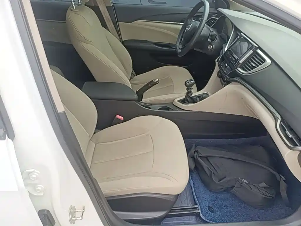 Buick Excelle — миниатюра 25