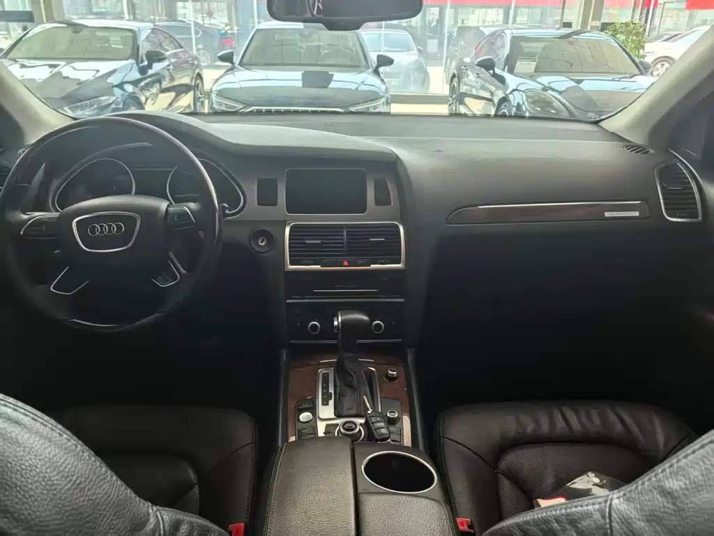 Audi Q7 2014 35 TFSI