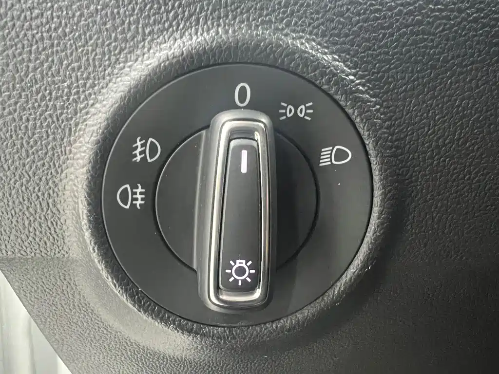 VOLKSWAGEN T ROC EXPLORING SONGS