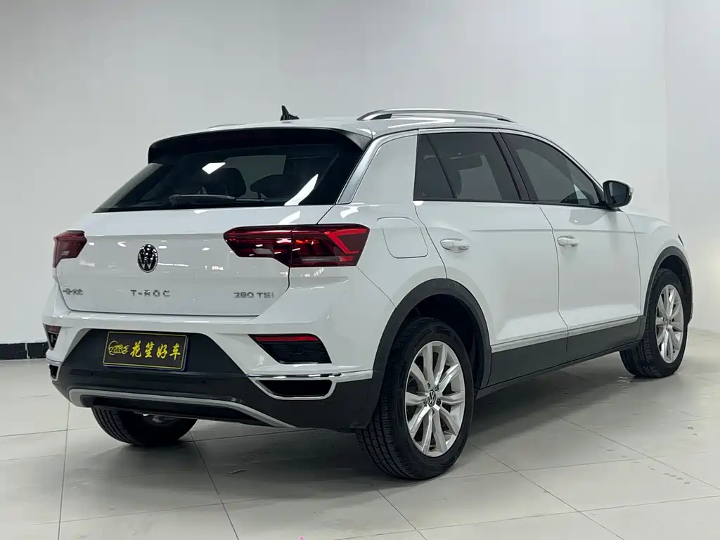 VOLKSWAGEN T ROC EXPLORING SONGS