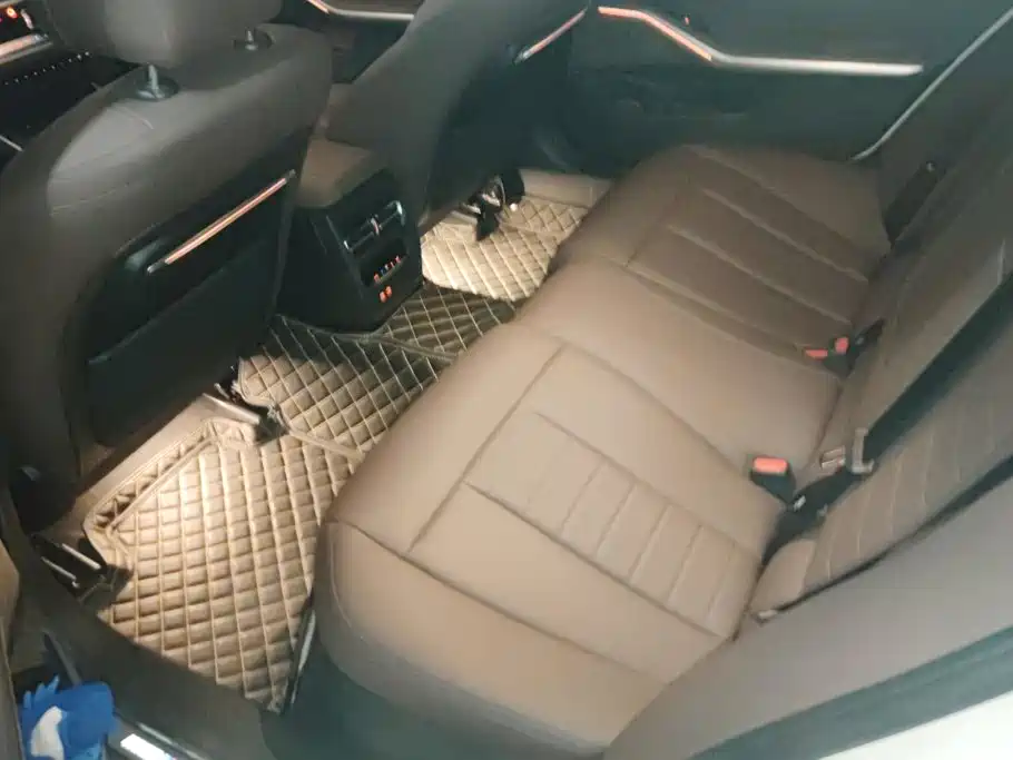 BMW 3 Series — миниатюра 11