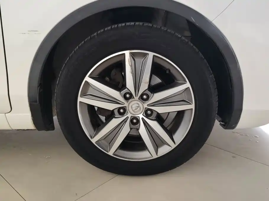 Changan Eado XT — миниатюра 6