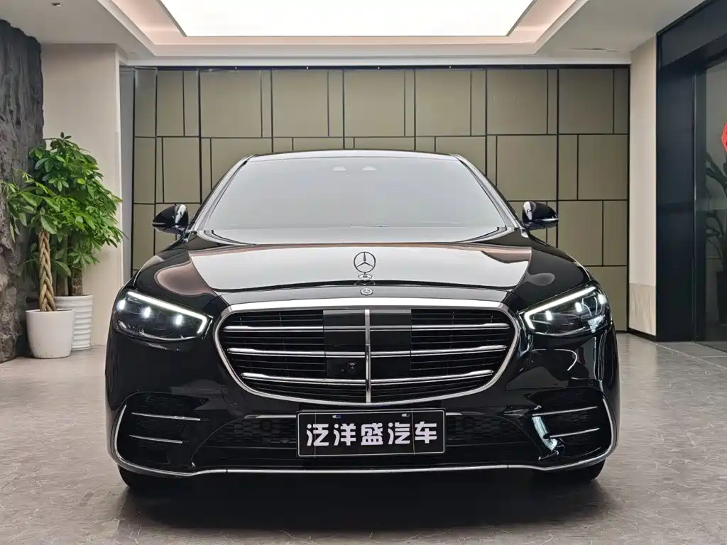 Mercedes-Benz S-Class — миниатюра 2
