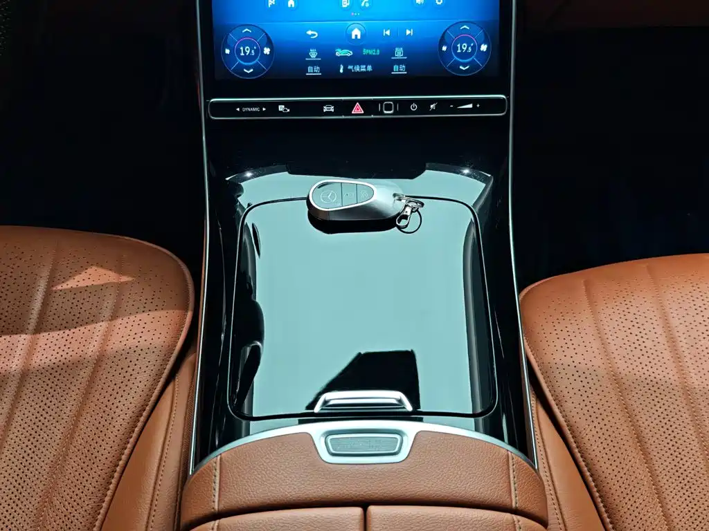 Mercedes-Benz S-Class — миниатюра 16