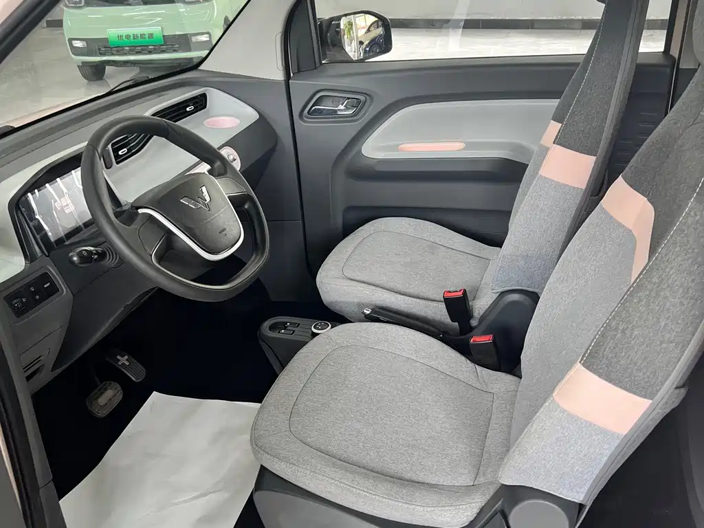 Wuling MINIEV — миниатюра 7