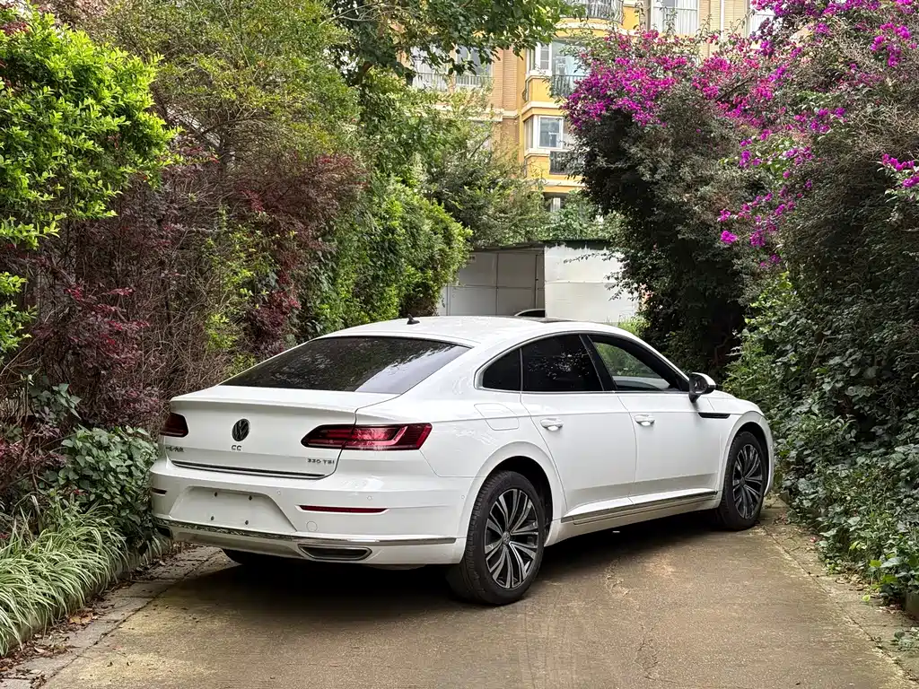 Volkswagen CC — миниатюра 5
