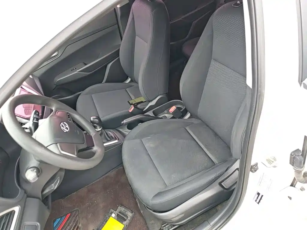 Hyundai Verna — миниатюра 15
