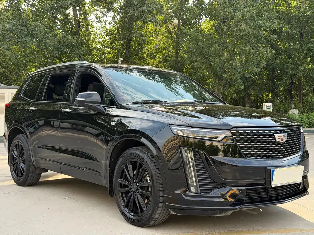 Cadillac XT6 2022 2.0T мест Luxury