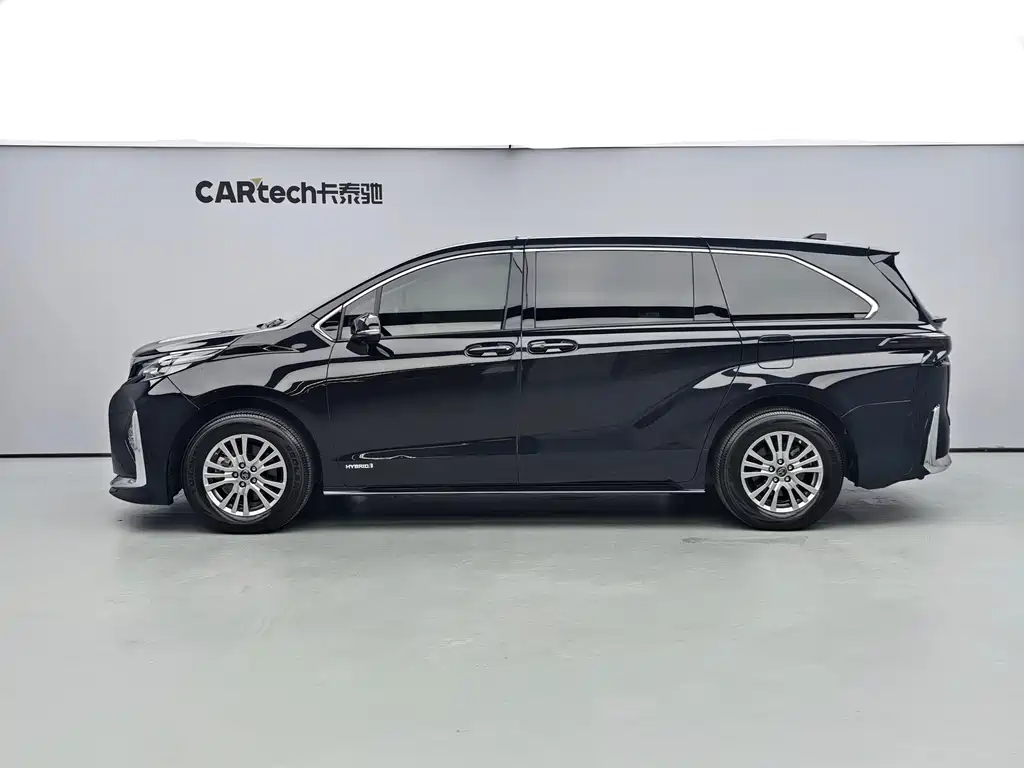 Toyota Sienna 2023 2.5L Comfort