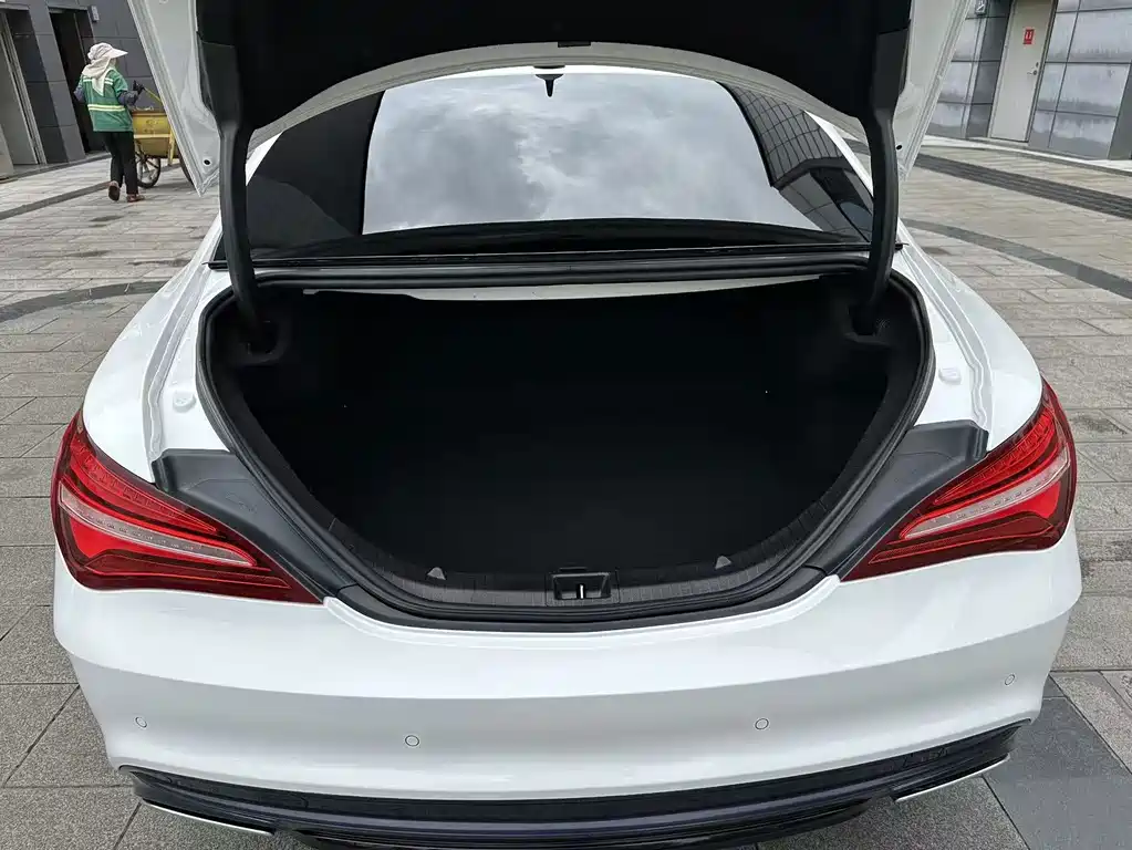 Mercedes-Benz CLA (Import) — миниатюра 38