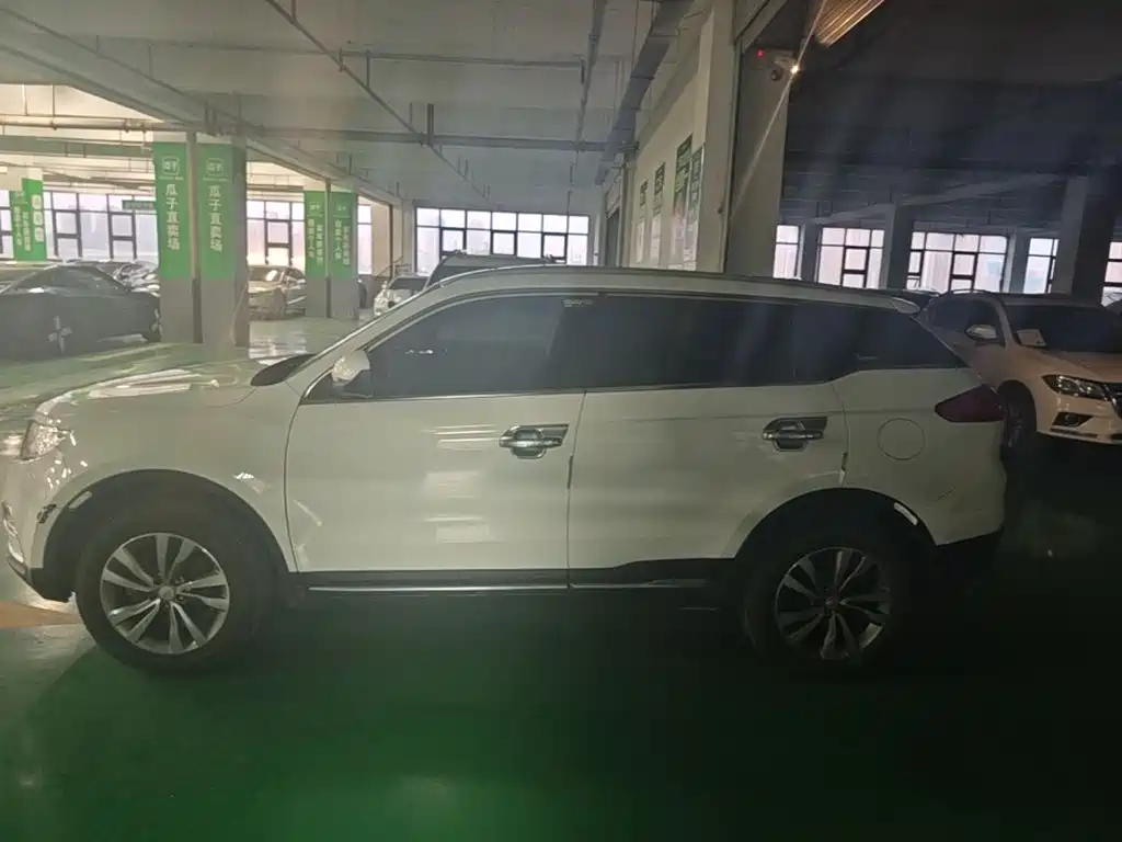 Geely Boyue — миниатюра 4