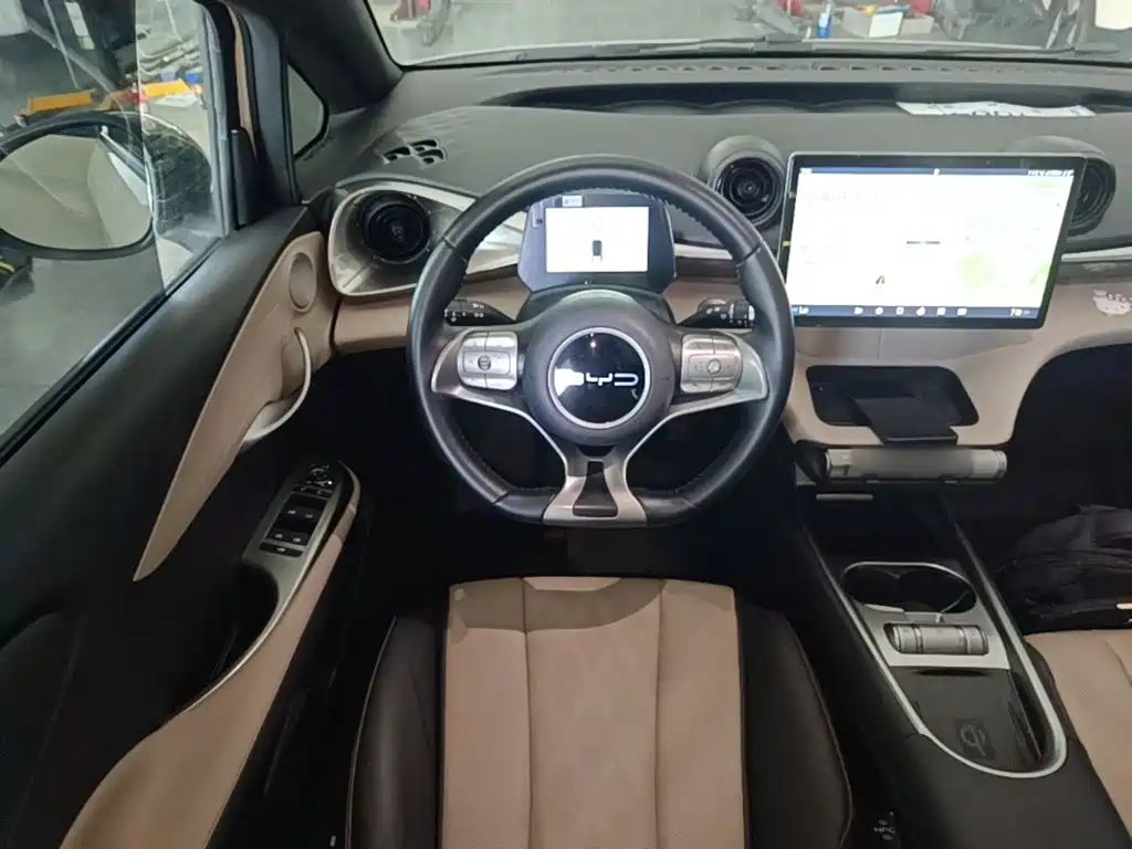 BYD Dolphin — миниатюра 11
