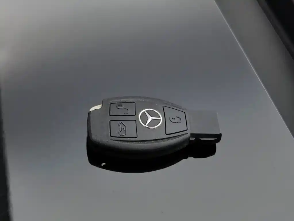 Mercedes-Benz Vito — миниатюра 18