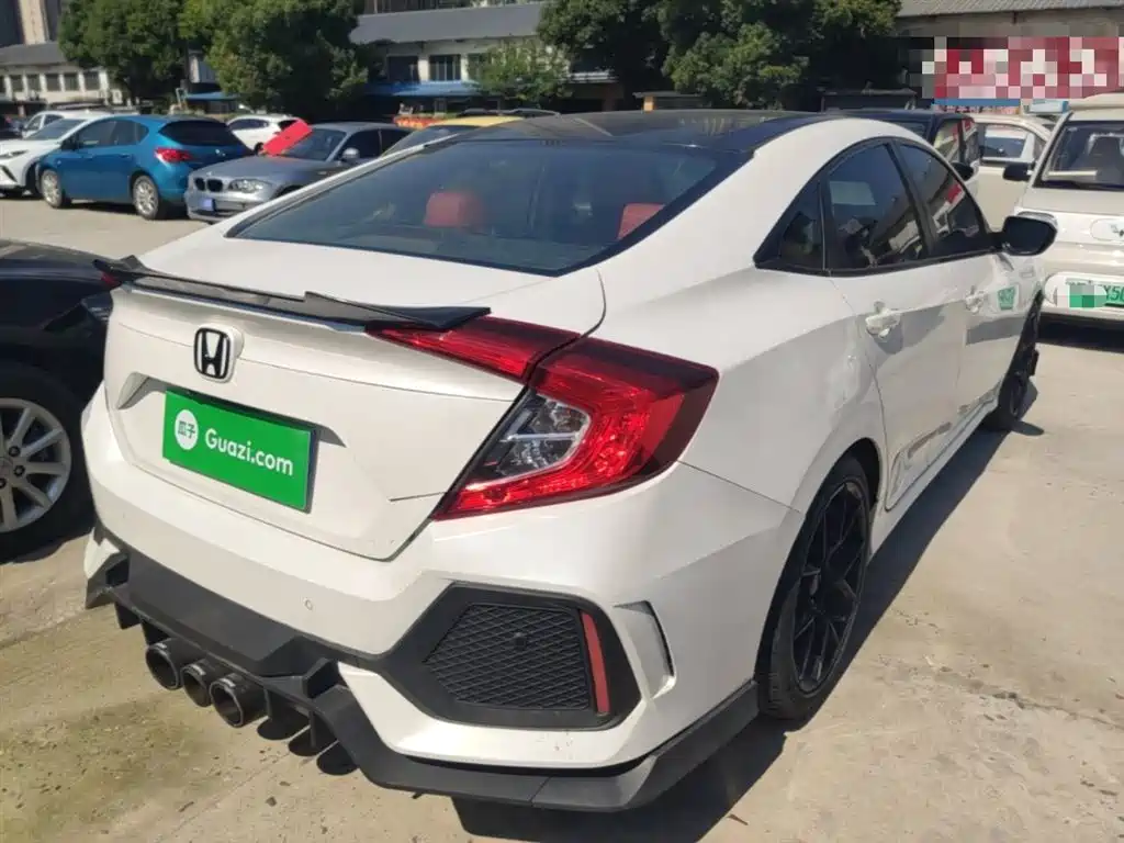 Honda Civic 2016 220TURBO CVT Luxury