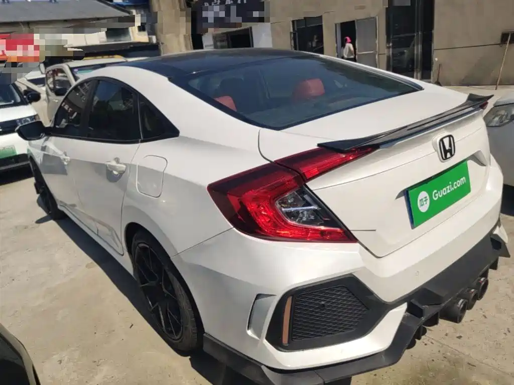 Honda Civic 2016 220TURBO CVT Luxury