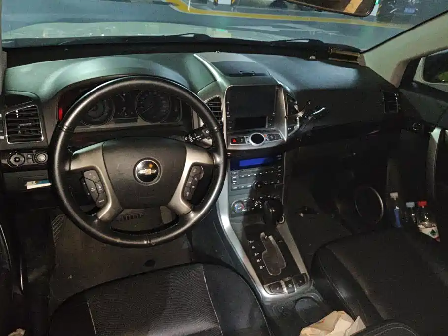 Chevrolet Captiva — миниатюра 12