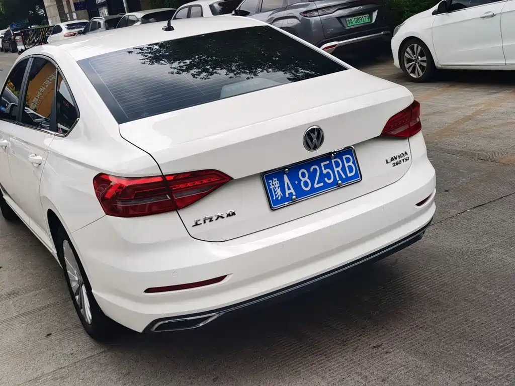 Volkswagen Lavida 2019 280TSI DSG Comfort VI