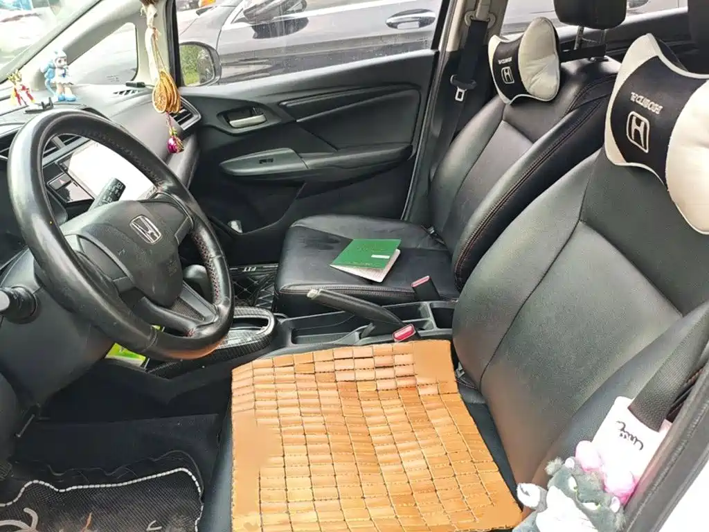 Honda Fit — миниатюра 13