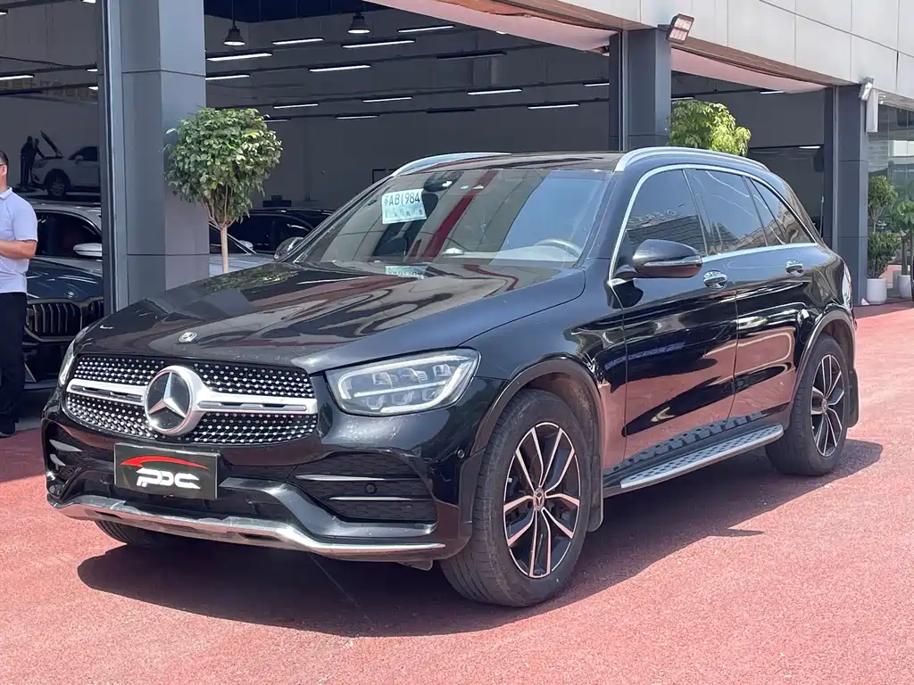 Mercedes-Benz GLC 2021