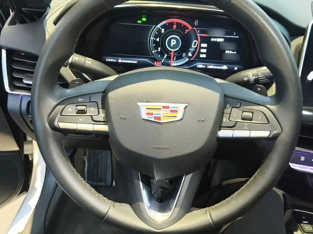 Cadillac CT5 — миниатюра 11
