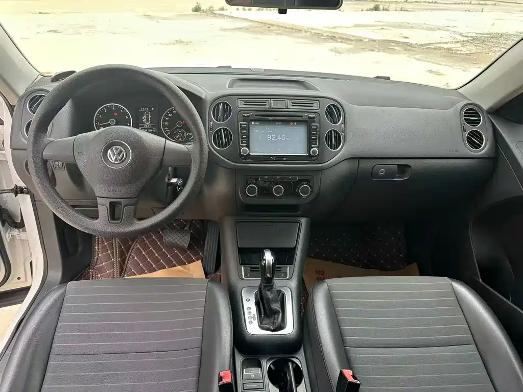 Volkswagen Tiguan — миниатюра 8