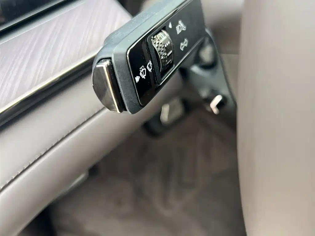 Denza Z9 2024 1100km Max