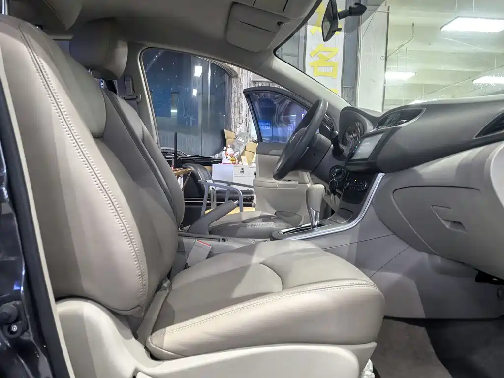 Nissan Sylphy — миниатюра 11