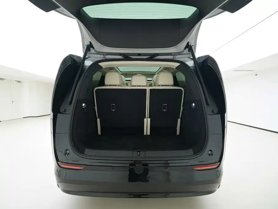 Li Auto Li MEGA — миниатюра 6