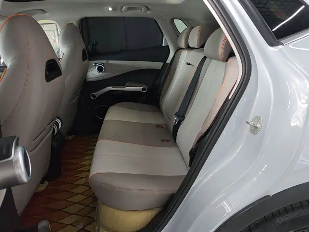 BYD Yuan Plus — миниатюра 17