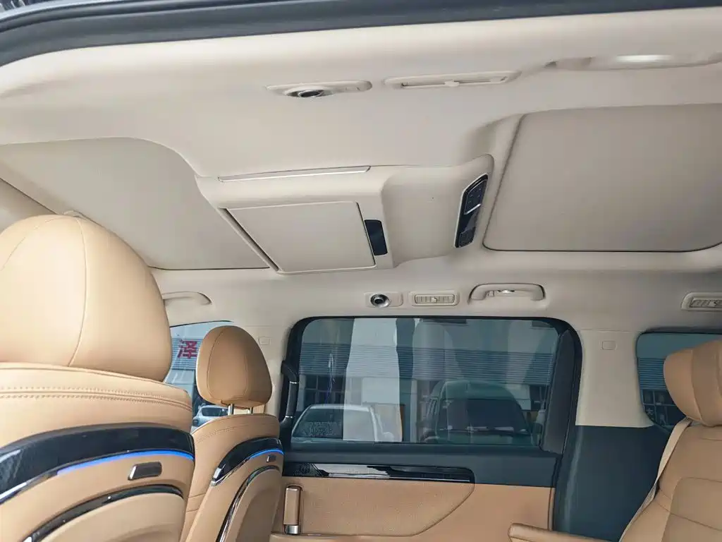 GAC Motor Trumpchi E8 PHEV — миниатюра 6