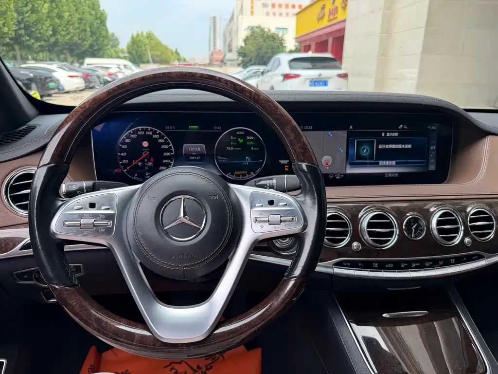 Mercedes-Benz S-Class — миниатюра 16