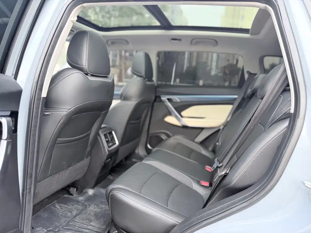 GEELY AUTOMOBILE BOYUE