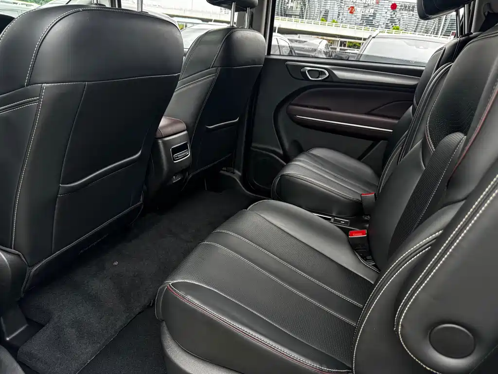 GAC Motor Trumpchi M6 — миниатюра 9