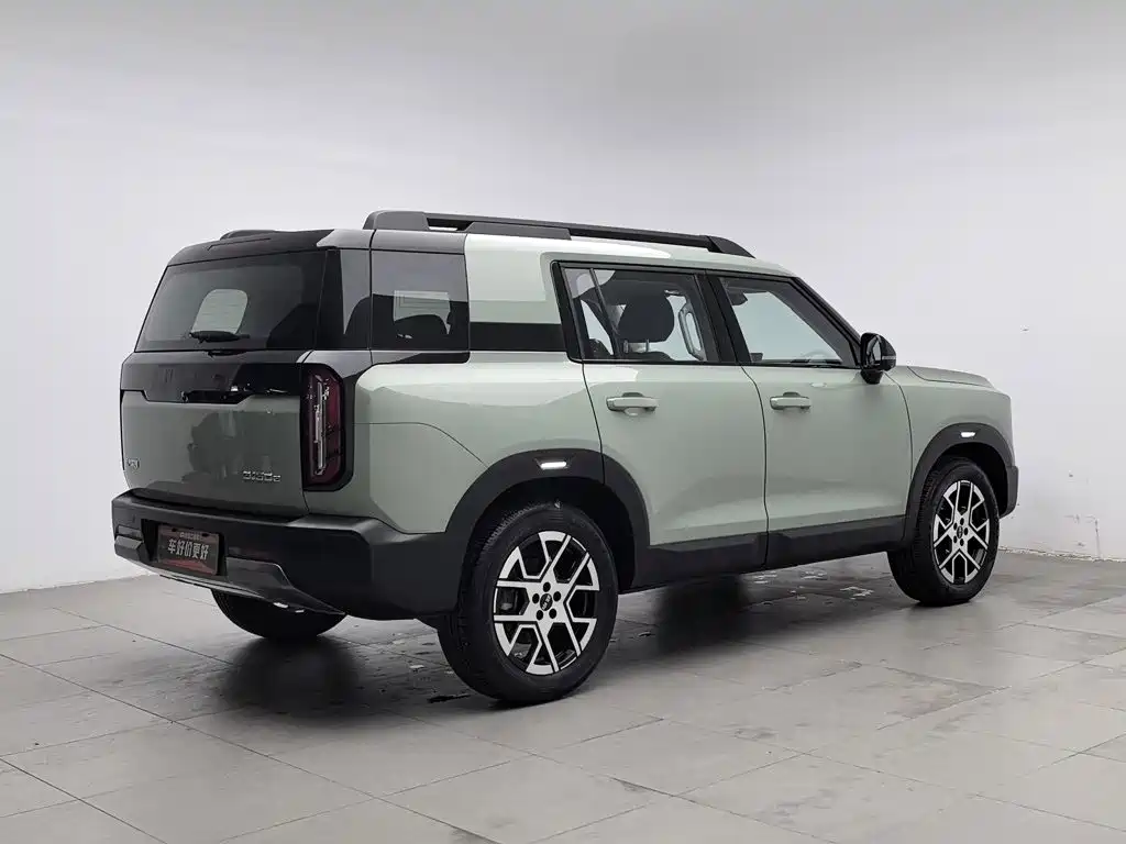Beijing Off-Road BJ30 — миниатюра 2