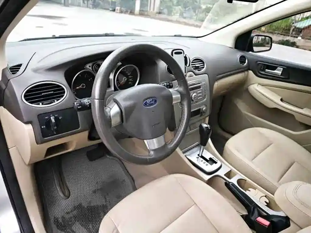 Ford Focus — миниатюра 3