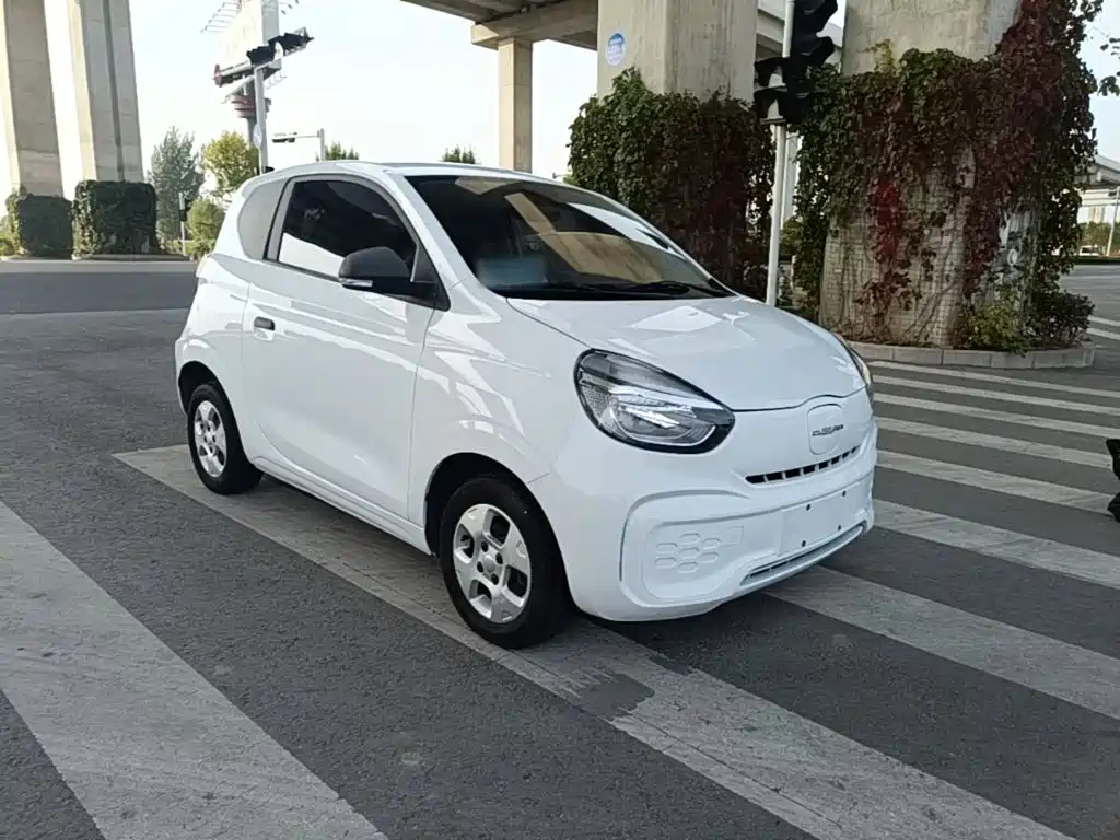 Roewe Clever — миниатюра 4