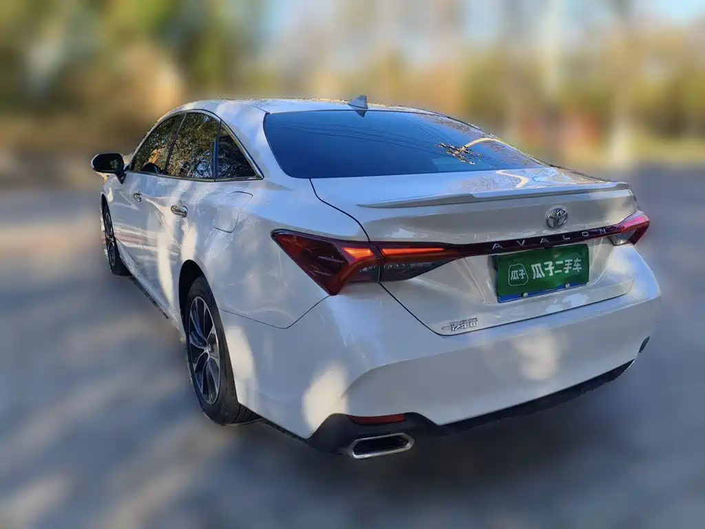 Toyota Avalon — миниатюра 4