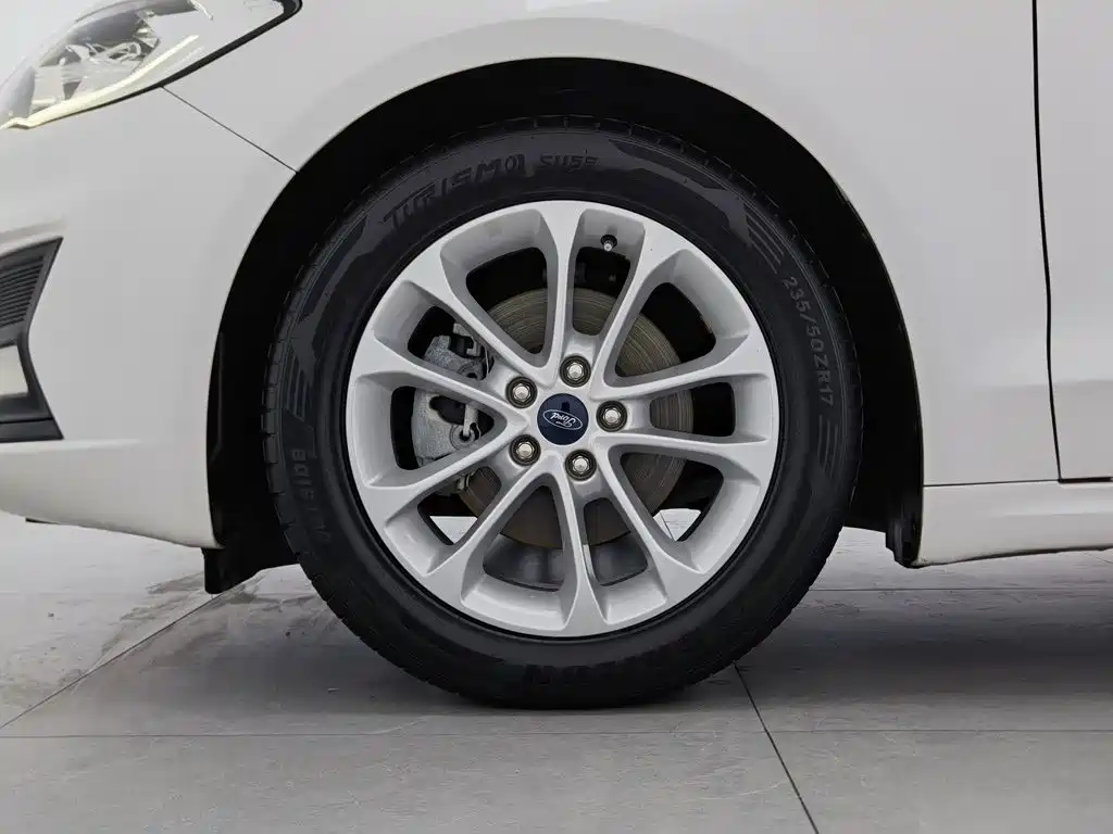 Ford Mondeo — миниатюра 17