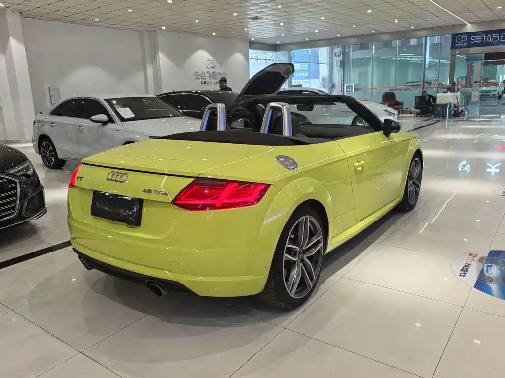 Audi TT 2015 TT Roadster 45 TFSI