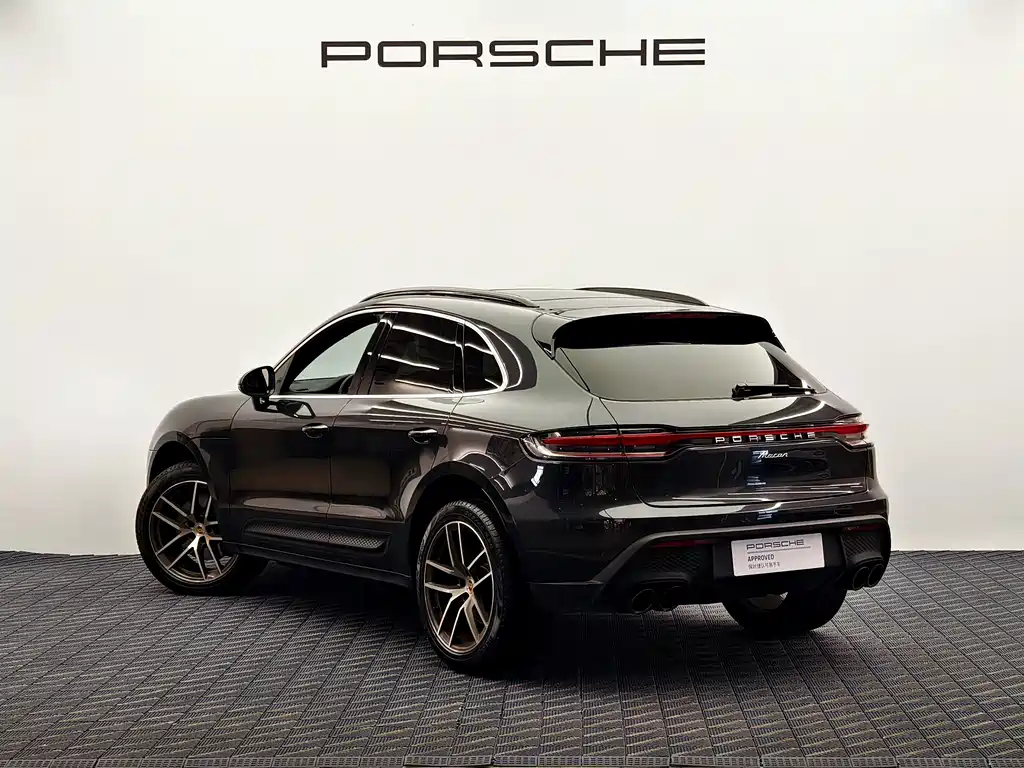 Porsche Macan — миниатюра 6