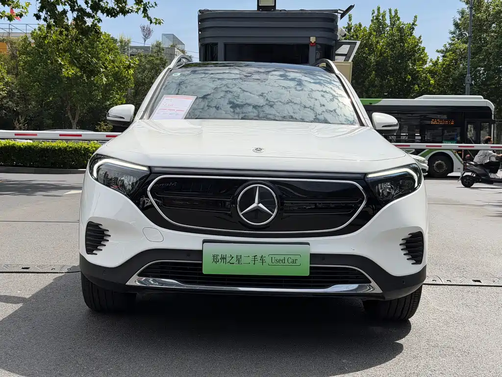 Mercedes-Benz EQB — миниатюра 3