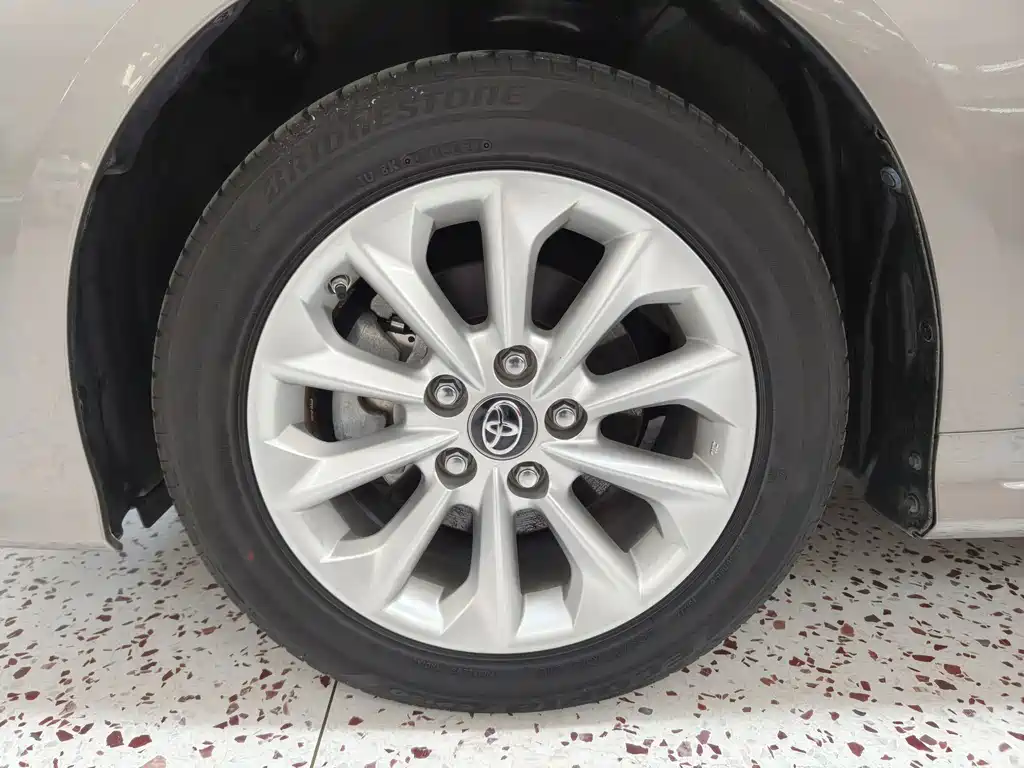 Toyota Corolla — миниатюра 16
