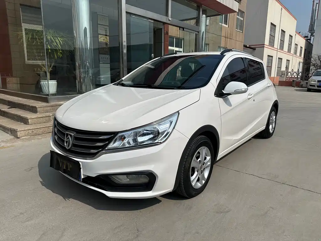 Baojun 310 2016
