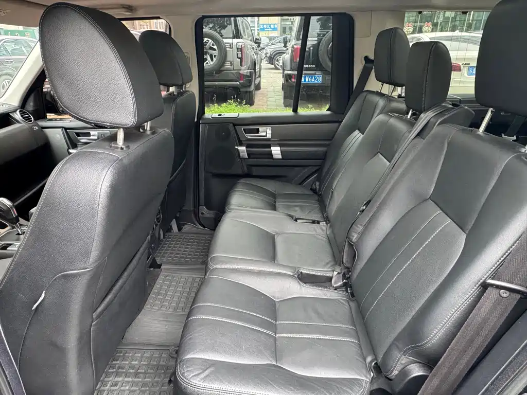 Land Rover Discovery — миниатюра 18
