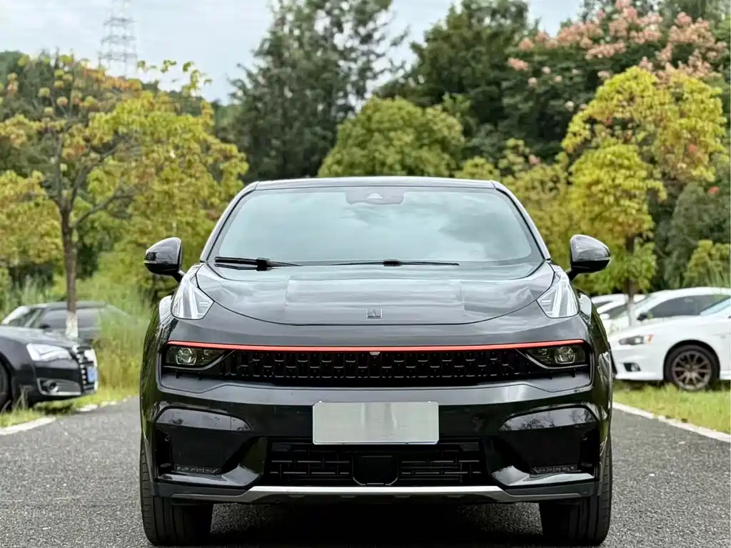Lynk & Co 05 — миниатюра 2