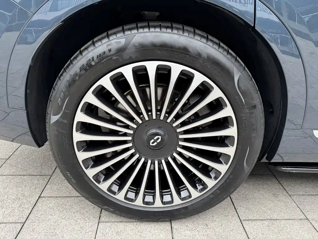 AITO ASK THE WORLD M9