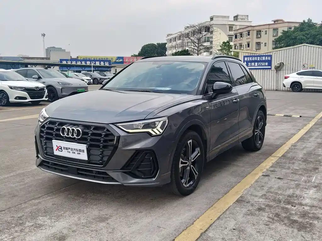 Audi Q3 2021