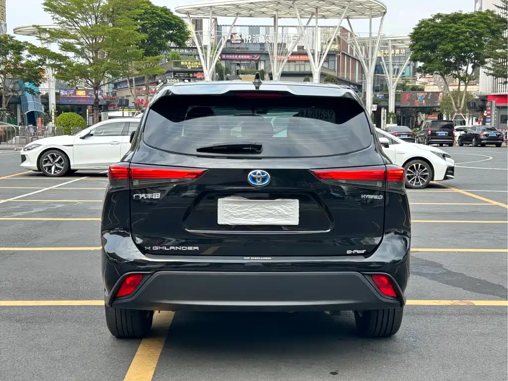 Toyota Highlander — миниатюра 7