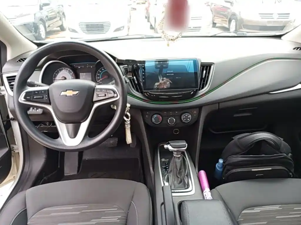 Chevrolet Cavalier — миниатюра 10
